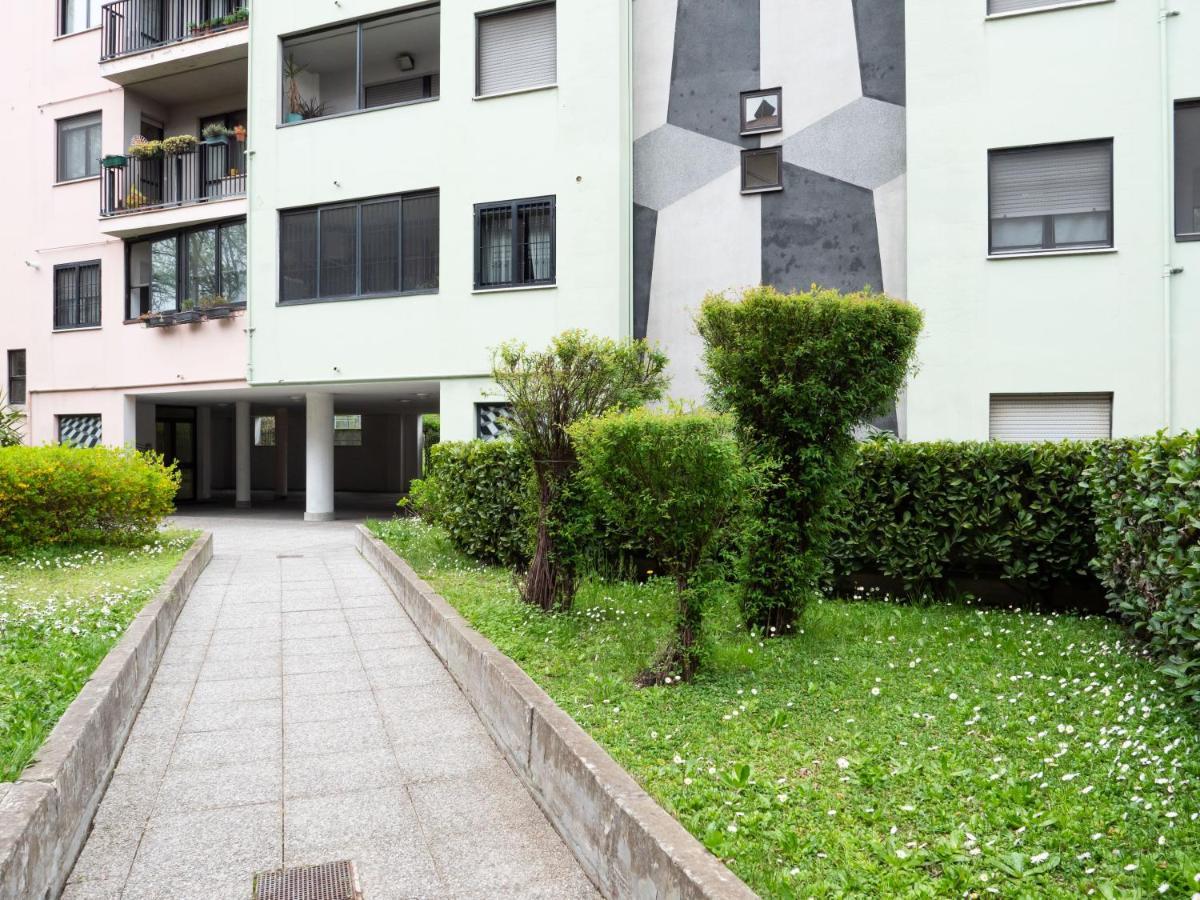 Comfy Penthouse Appartamento Milano